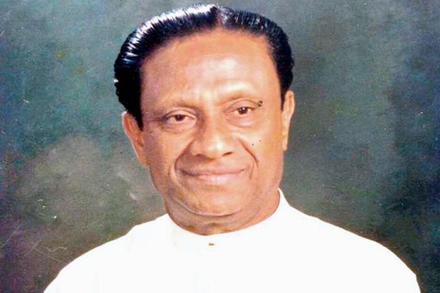 ලොකු වැඩ කළ පුංචි මිනිසා - ආර් ප්‍රේමදාස